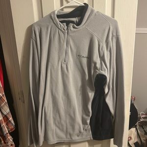 Columbia fleece lightweight jacket. Rarely worn. Great condition.